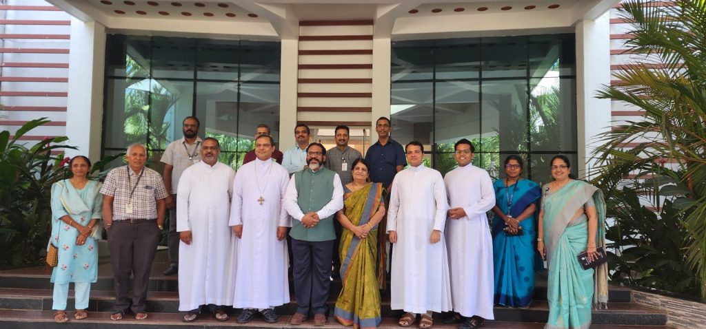 A day with the minds behind ISRO's missions 🔥 Visit to LPSC and IIST, Valiamala by the Management team